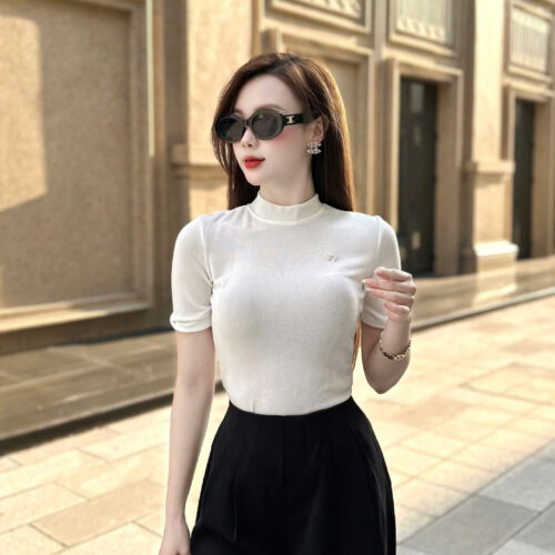 Alternative view of Áo Thun Giữ Nhiệt Tay Lỡ Cổ Ba Phân