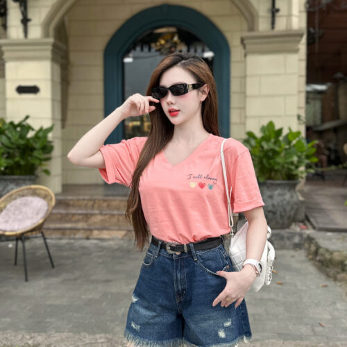 Alternative view of Quần short nữ rách tua gấu