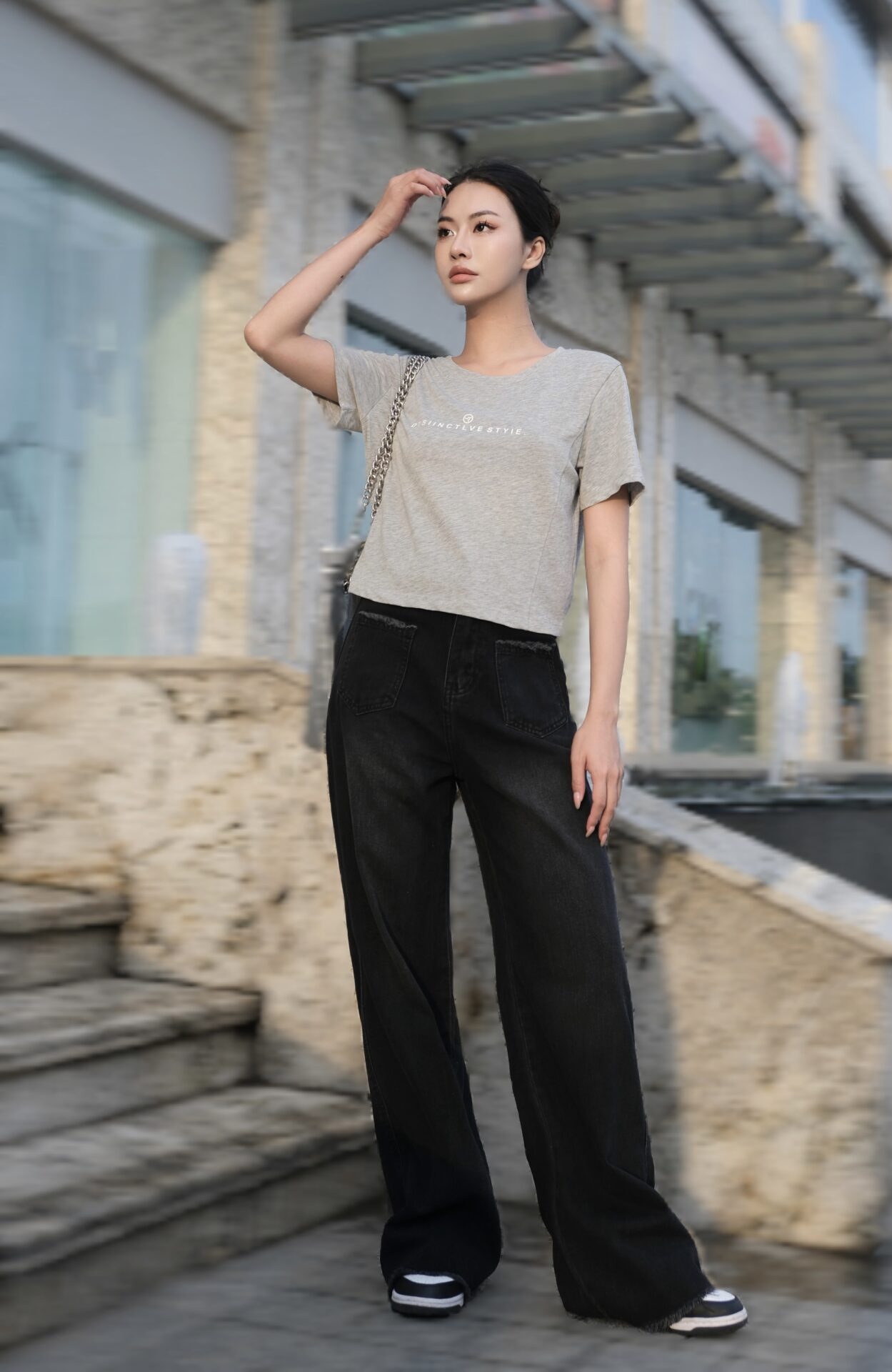 Áo Phông Nữ Cổ Tròn - Ảnh 4